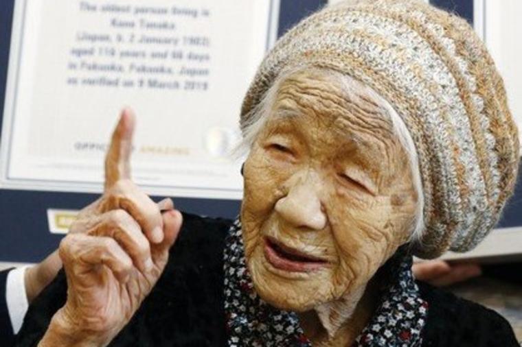 Nema šanse da vam se ne svidi: Najstarija žena na svetu (116) otkrila tajnu dugog i srećnog života! (FOTO)