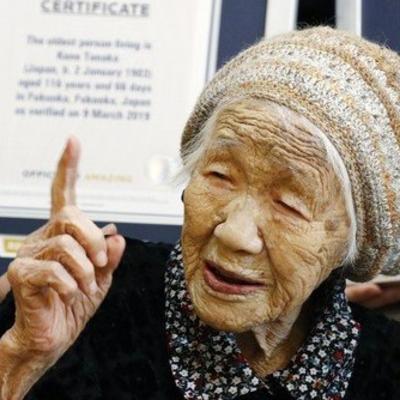 Nema šanse da vam se ne svidi: Najstarija žena na svetu (116) otkrila tajnu dugog i srećnog života! (FOTO)