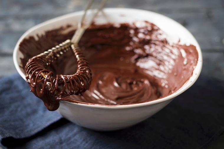 Najbolja domaća čokolada ikada: Ovaj slatkiš ćete sanjati! (RECEPT)
