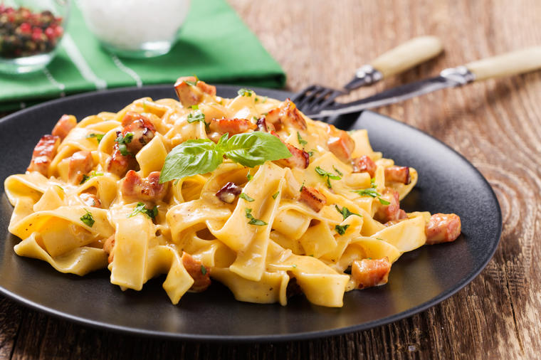 Italijanski kuvar otkrio tajnu: Evo kako se pravi najsavršenija pasta karbonara! (RECEPT)