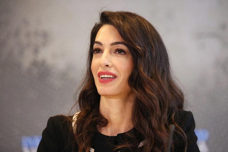 Amal Kluni pokrenula kampanju za zaštitu slobodnih medija