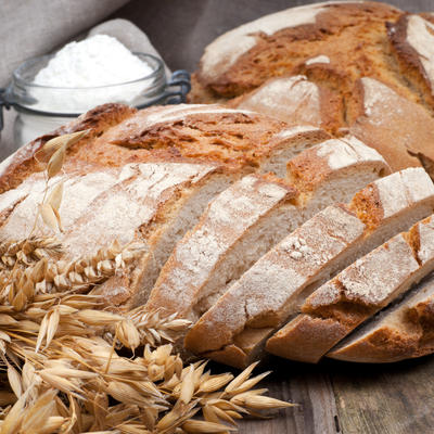 Domaći hleb od pirovog brašna: Jedinstven ukus koji mami na zalogaje! (RECEPT)