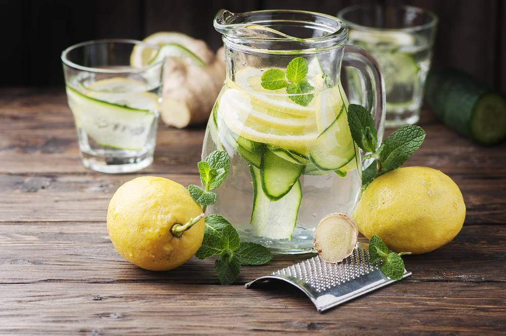 Limun i topla voda su odlični za detoksikaciju organizma   