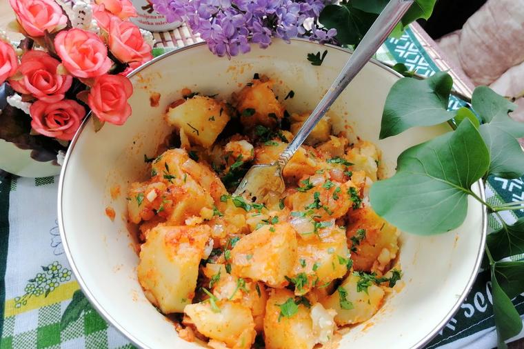 Najukusniji restovani krompir se sprema ovako: Može biti i glavno jelo! (RECEPT)