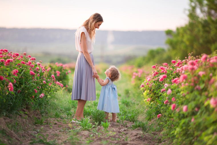 NEKE STVARI MOŽEMO SAMO OD MAJKE DA NAUČIMO: 5 lekcija o ljubavi koje svaka ćerka mora da zna!