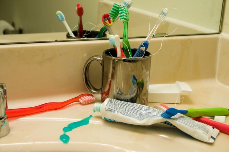 OVO SU TRI NAJPRLJAVIJA MESTA U KUĆI: Prepuni bakterija i mikroorganizama, morate ih čistiti svakog dana!