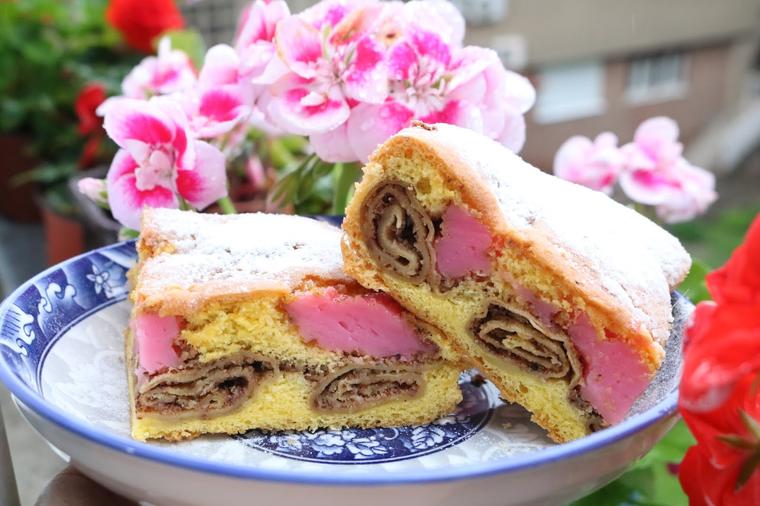 Divan kolač iz Bakine kuhinje: Palačinke u potpuno novom izdanju! (RECEPT)
