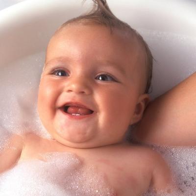 Pažljivo birajte kozmetiku za bebe: Ovi prirodni sastojci najbolje utiču na dečiju kožu!
