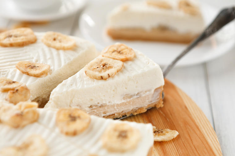 Banana torta sa keksom: Nepogrešiva kombinacija kojoj niko ne može da odoli! (RECEPT)