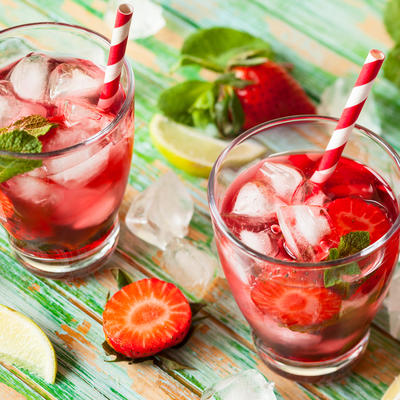 Pravo letnje piće: Napravite voćno osveženje! (RECEPT)