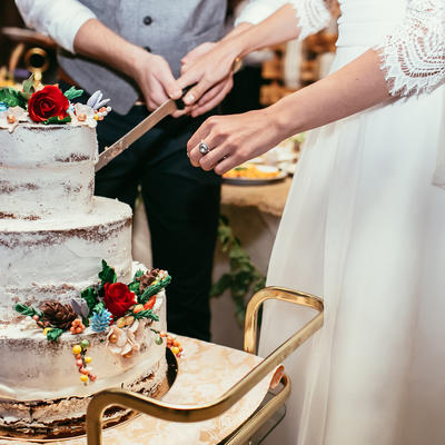 Od jenostavne do potpuno glamurozne dekoracije: Najlepše svadbene torte!