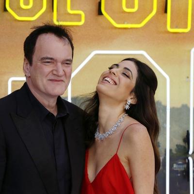 Kada se zaljubi Kventin Tarantino (56), onda to ovako izgleda: Danijelu (35) ljubomorno čuva samo za sebe! (FOTO)