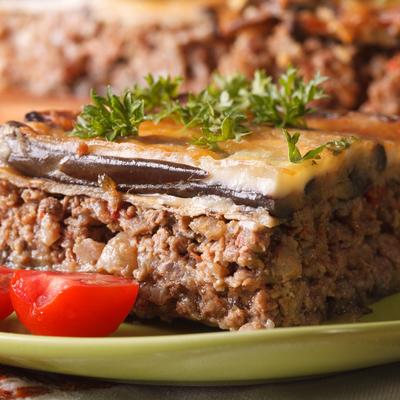 Složenac od mlevenog mesa i paradajza: Brzi moćni obrok koji ćete uvek praviti! (RECEPT)