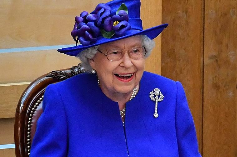 Duhovita kraljica Elizabeta prevarila grupu turista: Verovali ili ne, niko je nije prepoznao!