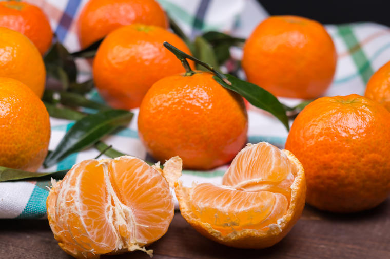Dijeta uz pomoć najzdravijeg zimskog voća- mandarina: Šta i kako jesti u toku jednog dana? (JELOVNIK)