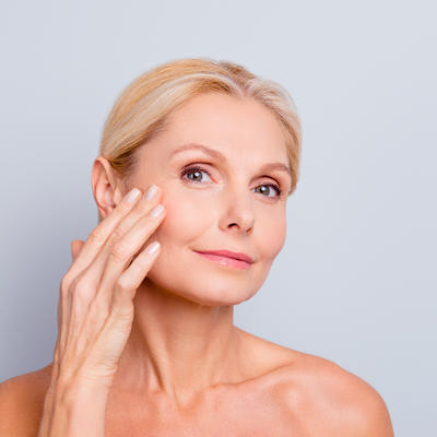 4 zlata vredna saveta dermatologa: Ovako izgleda pravilna nega kože nakon 40-te!