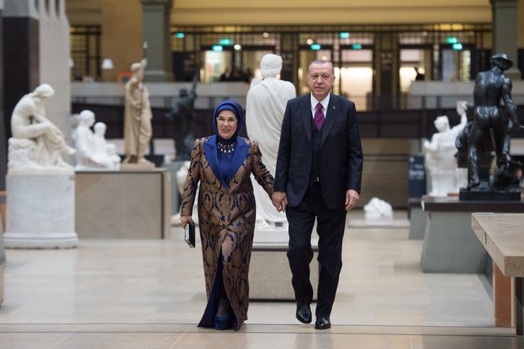 Šta znamo o Emini Erdogan: Žena koja čvrsto stoji iza svog muža! (FOTO)