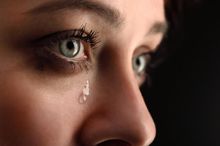 SUZE SU LEK ZA DUŠU, ALI I TELO: 5 razloga zašto je plakanje dobro za zdravlje!