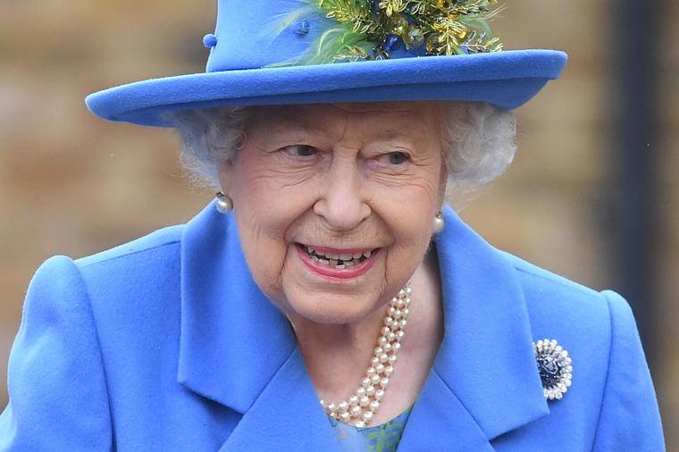 Kraljica Elizabeta srećna kao malo dete: Posle 60 godina, konačno joj se ispunila blesava želja! (FOTO)