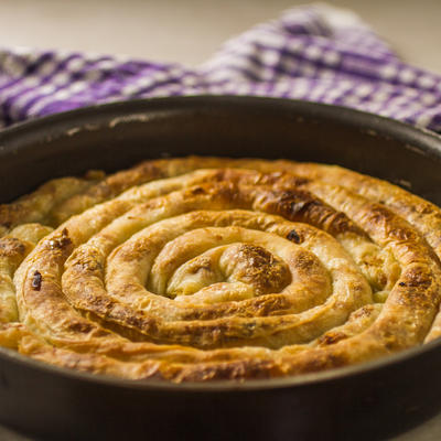 NAJBOLJE ČUVANA TAJNA BALKANA: Recept za PRAVI bosanski burek - jelo koje govori 100 jezika!(RECEPT)