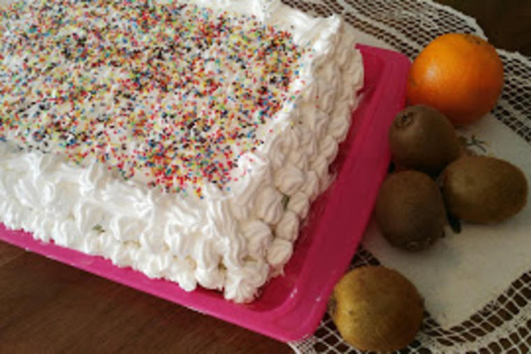 Posna karamel torta sa kivijem: Osvežavajući ukus koji se pamti! (VIDEO, RECEPT)