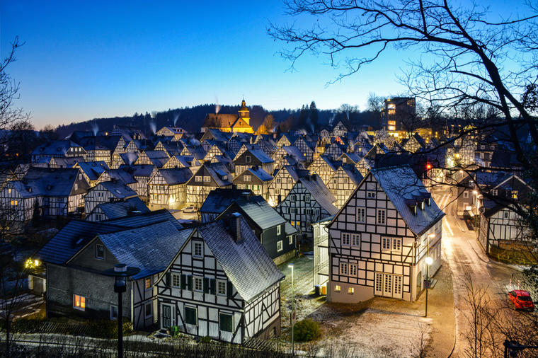 Ovaj nemački grad živi svoju sopstvenu bajku: Dobrodošli u Frojdenberg (FOTO)