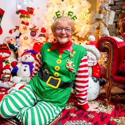 Niko ne voli Božić više od nje: U šta se kuća jedne bake pretvara svakog decembra! (FOTO)