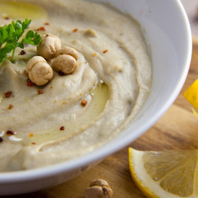 Kako se pravi humus: Originalni recept iz Egipta za najukusniji namaz od leblebija! (RECEPT)