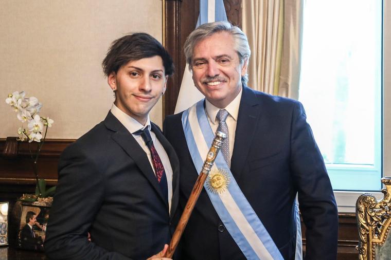 On je sin predsednika Argentine, ali u slobodno vreme svojim ponašanjem šokira ljude: Čime se bavi Estanisalo? (FOTO)