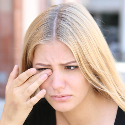 8 uzroka koji dovode do titranja očiju: Evo kada može biti opasno!