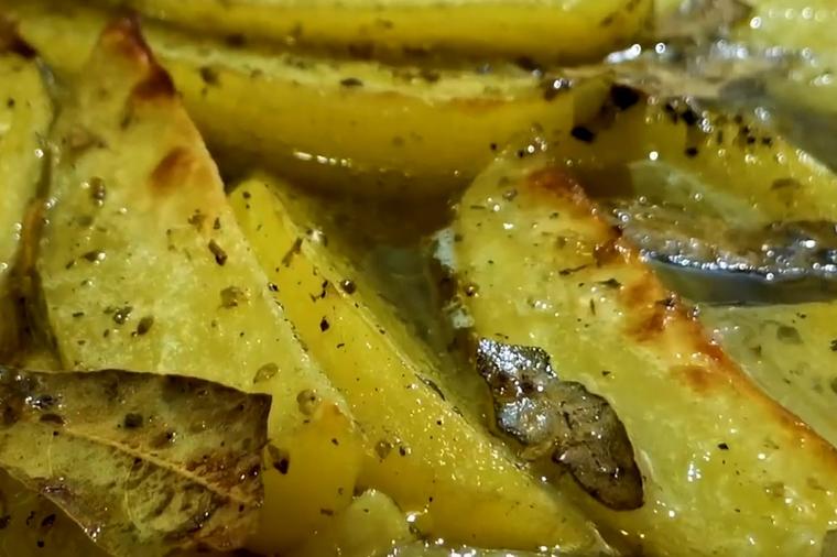Krompir na manastirski način: Softan i zdrav obrok! (RECEPT, VIDEO)