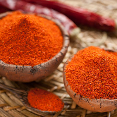 Zapanjujuća moć mlevene crvene paprike: Čuva zdravlje očiju, smanjuje upale i rizik od nastanka raka!