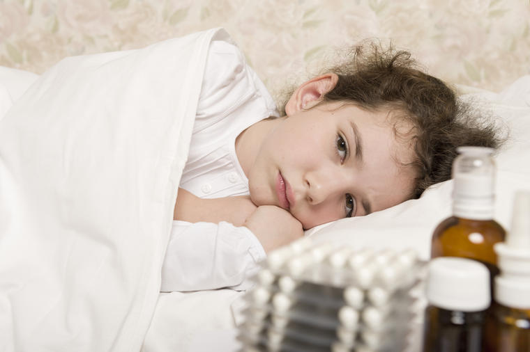 Zašto se simptomi bolesti kod dece pogoršavaju noću: Šta raditi kod temperature, kašlja, alergije