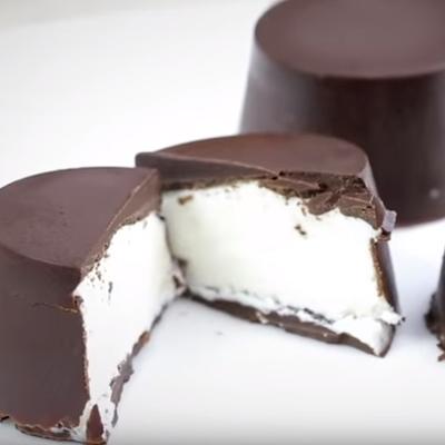 Poslastica našeg detinjstva: Hrskava čokolada i penasti fil! (RECEPT, VIDEO)