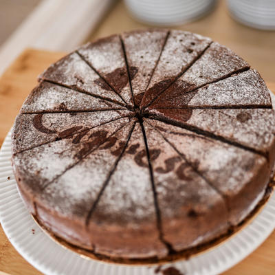 Torta sa greškom: Zašto je ovaj slatkiš od 4 sastojka najpopularniji u Italiji već 100 godina!