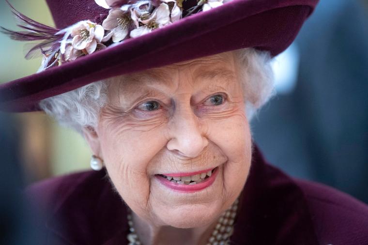 Ovako kraljica Elizabeta održava vitalnost i zdravlje: Jede samo sezonsko voće i povrće, čokoladu tamani!
