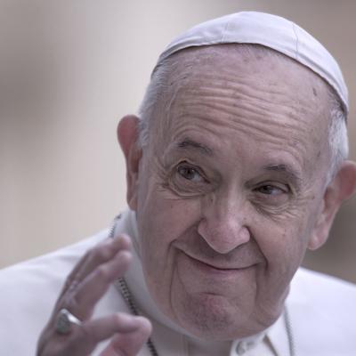 Vatikan: Papa Franja testiran na korona virus. Testovi negativni!