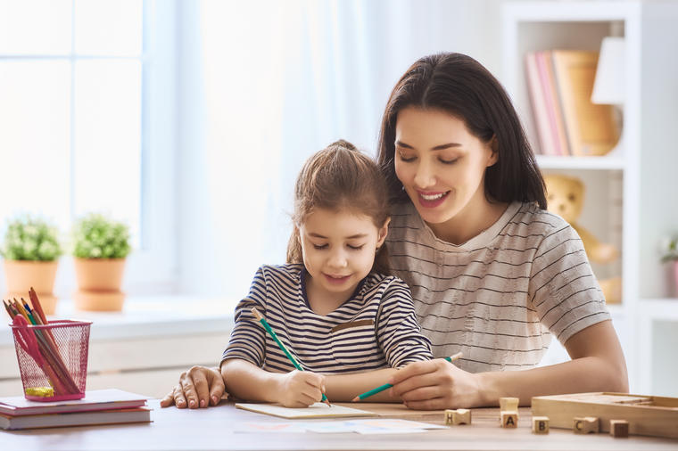 Majka koja decu školuje kod kuće ima 9 sjajnih saveta za roditelje: Ako postanu nervozni, uradite ovo!