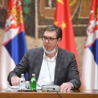 Aleksandar Vučić: Država će obezbediti minimalac za preduzetnike i radnike
