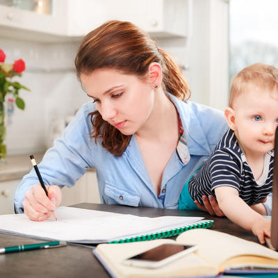 Stručnjaci otkrivaju: Evo kako da postavite granice između dece i posla od kuće!