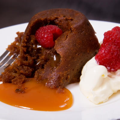 Omiljeni kolač Kejt Midlton: Čokoladni sufle po receptu poslastičara kraljevske porodice!