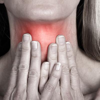 Obratite dobro pažnju jer vreme vam je najveći neprijatelj: Ovo su simptomi karcinoma tiroidne žlezde!