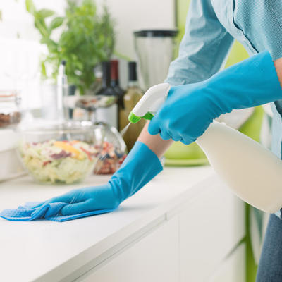 Napravite sami prirodno sredstvo za čišćenje i dezinfekciju svih površina: Sve sastojke sigurno imate već u kući!