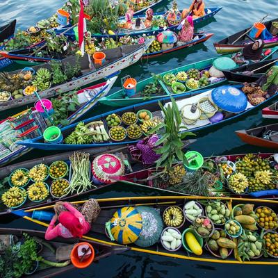 Zaplovite kroz ukuse, mirise i boje: Indonežanska ploveća pijaca je senzacija kakva se ne viđa!