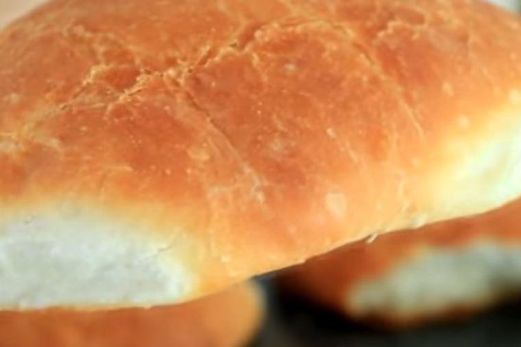 Domaći puter hleb: Mekan kao sunđer, svež i do 3 dana! (RECEPT, VIDEO)