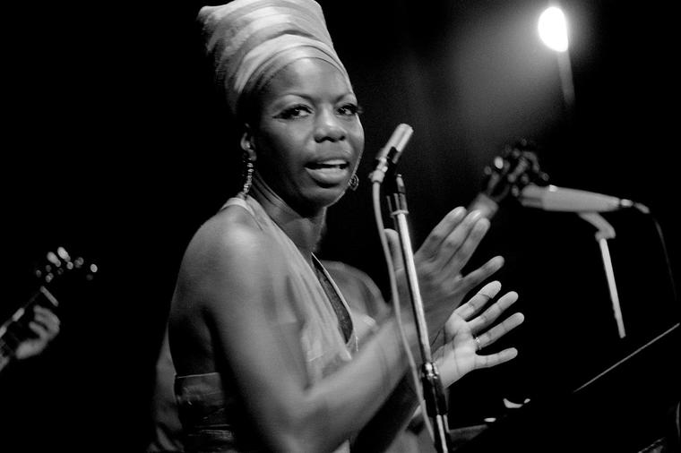 Bipolarni poremećaj i borba protiv rasizma su je koštali života: Ovako je živela Nina Simone! (FOTO)