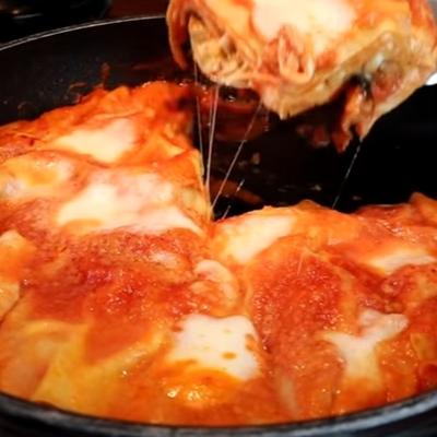 Italijanska lazanja iz tiganja: Savršen ručak koji će obožavati cela porodica! (RECEPT)