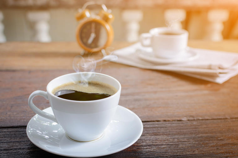 Šta se dešava u telu ako se odreknemo jutarnje kafe: Nuspojave traju i do 9 dana!