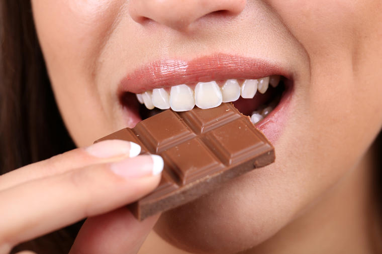 Mlečni proizvodi i čokolada su smrt za lice: Napravite male izmene u ishrani i blistaćete!