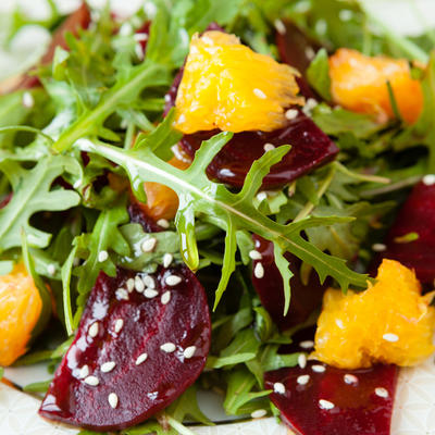 Ovako se spremaju u elitnim restoranima: 5 ukusnih i zdravih salata sa rukolom! (RECEPTI)